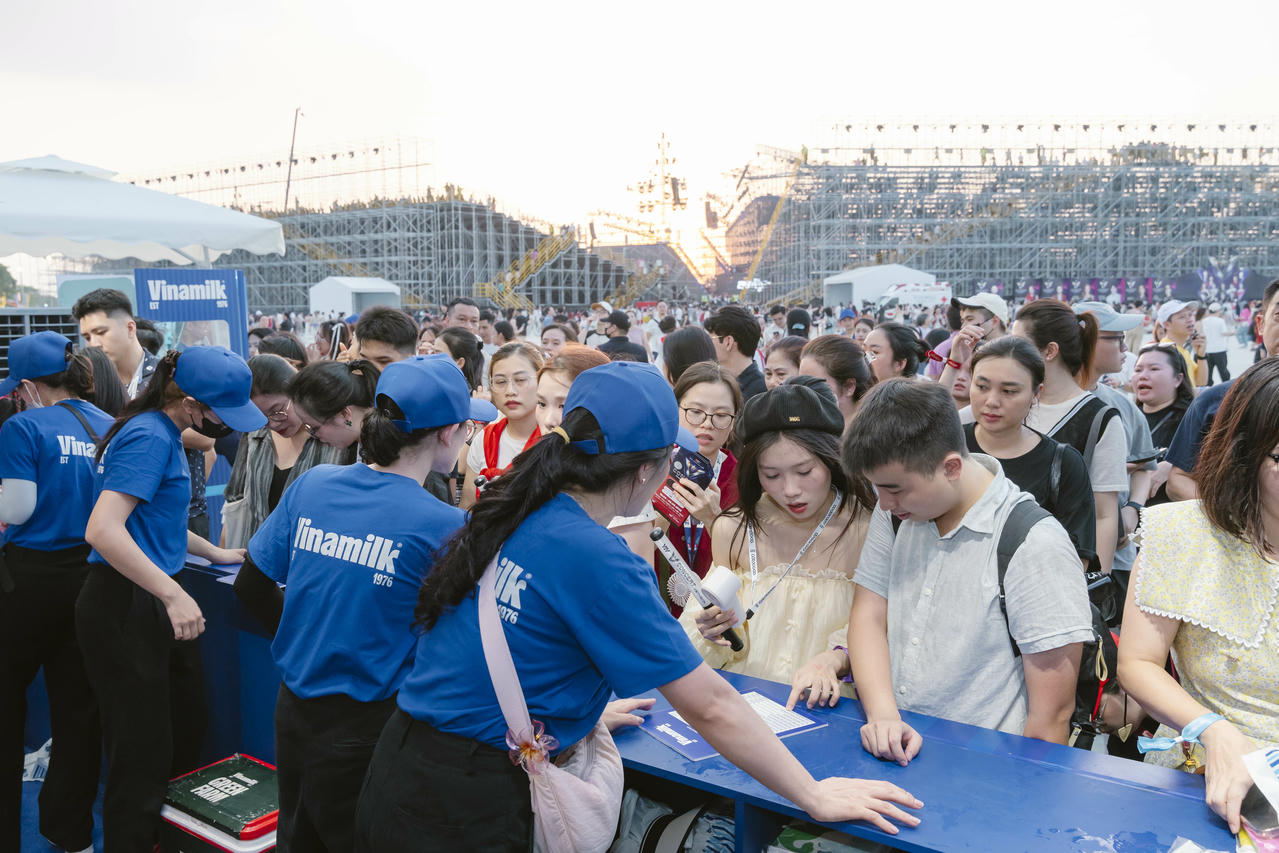 Vinamilk 'quẫy' hết mình cùng 50.000 khán giả tại V-Concert & V-Fest