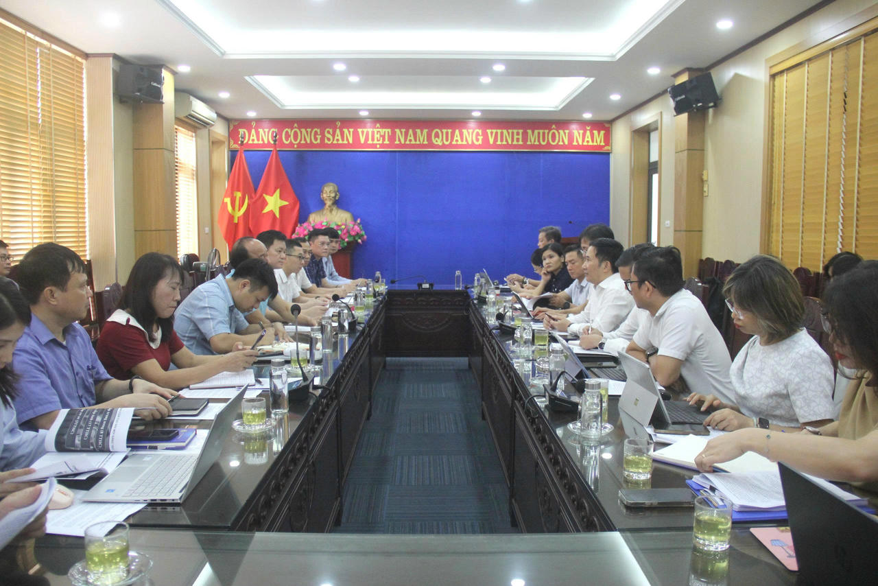 Đoàn công tác Bộ KH&CN làm việc với Sở KH&CN tỉnh Phú Thọ về vận hành chính quyền địa phương hai cấp (Ảnh: Bộ KH&CN)