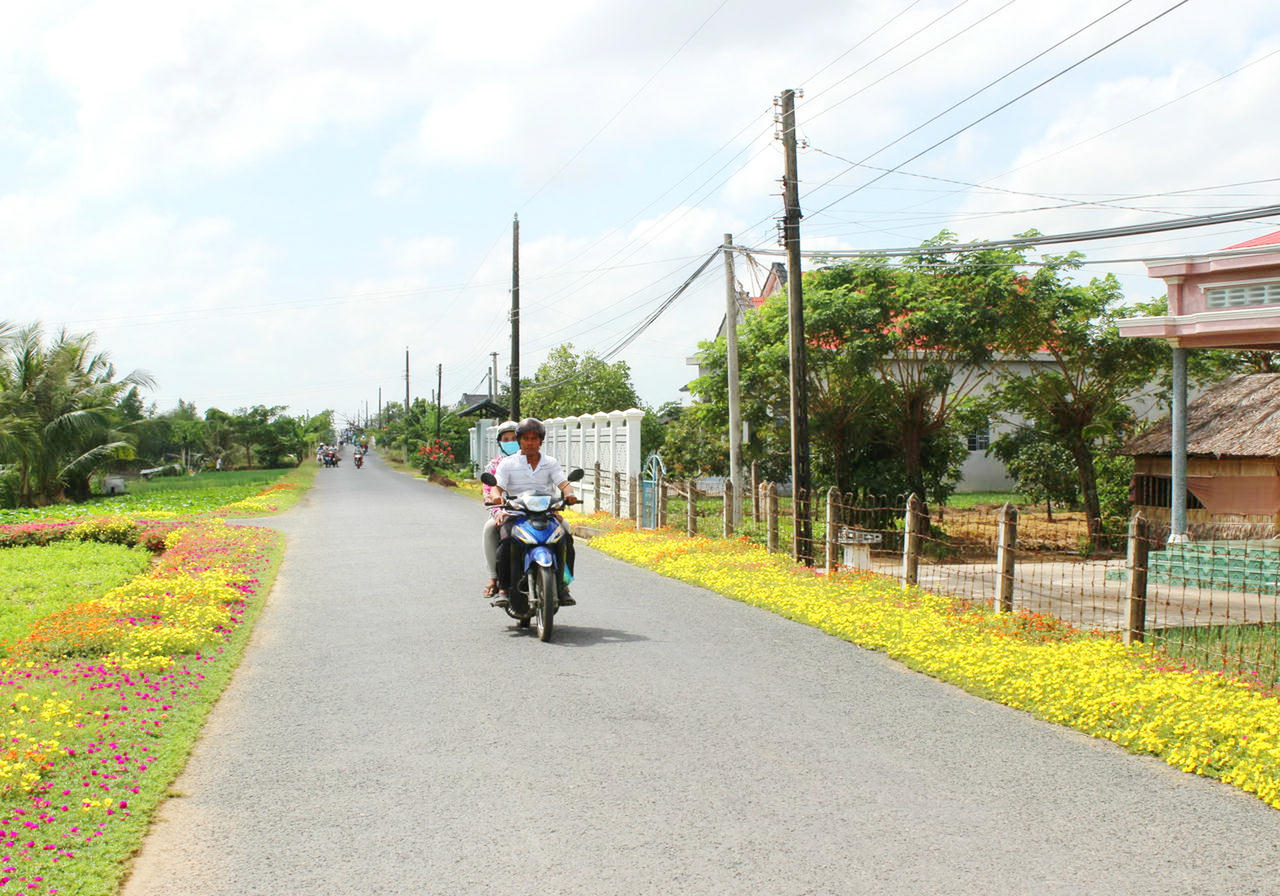 Đầu tư cơ sở hạ tầng cho vùng đồng bào dân tộc luôn được các cấp chính quyền tỉnh Cà Mau quan tâm.