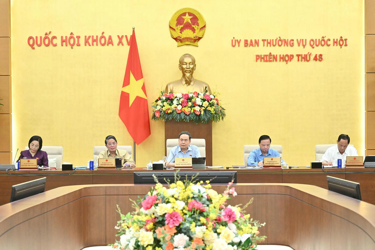 Dự án Luật sửa đổi, bổ sung một số điều của Luật Giáo dục: 
Bảo đảm trẻ đến tuổi đi học đều được đến trường, không ai bị bỏ lại phía sau
