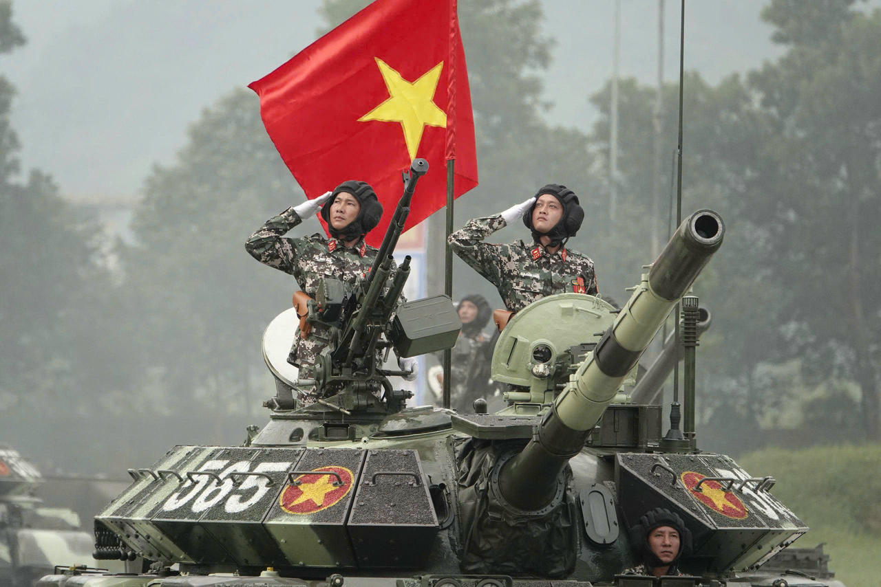 Gần 16.000 cán bộ, chiến sĩ tổng hợp luyện lần thứ ba