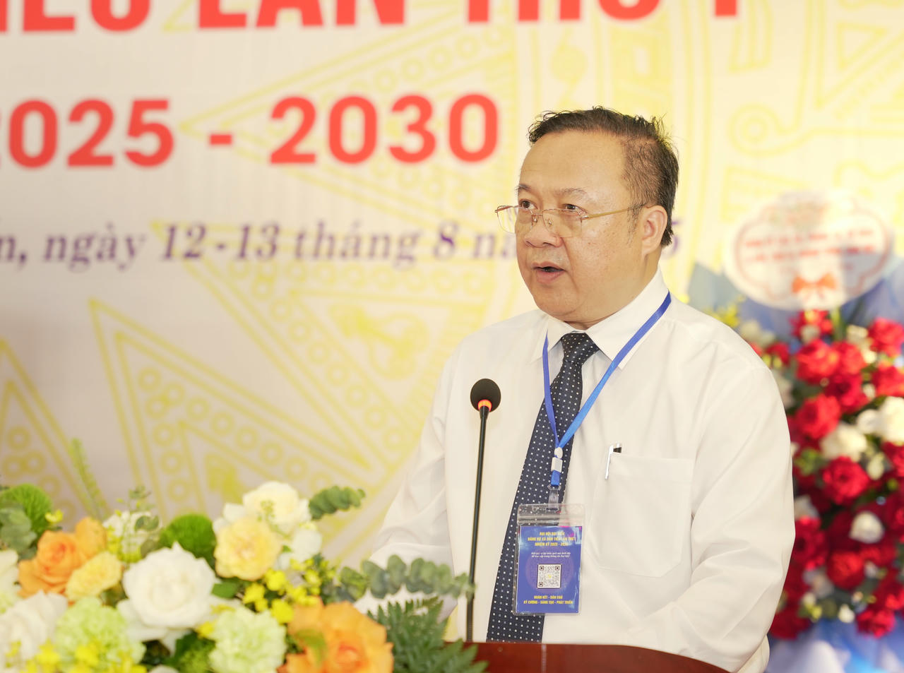 Ông Hoàng Anh Trung, Phó Bí thư chuyên trách Đảng ủy các cơ quan Đảng tỉnh Thái Nguyên phát biểu tại Đại hội.