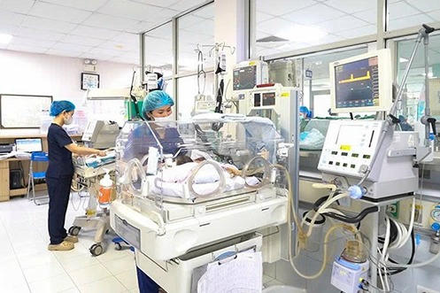 Gia đình chọn ngày đẹp sinh mổ, bé sơ sinh tử vong sau 2 ngày