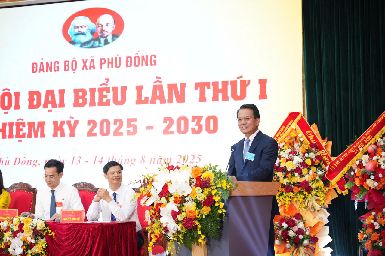 Đồng chí Hoàng Trọng Quyết, Chủ nhiệm Ủy ban Kiểm tra Thành ủy Hà Nội phát biểu chỉ đạo Đại Hội