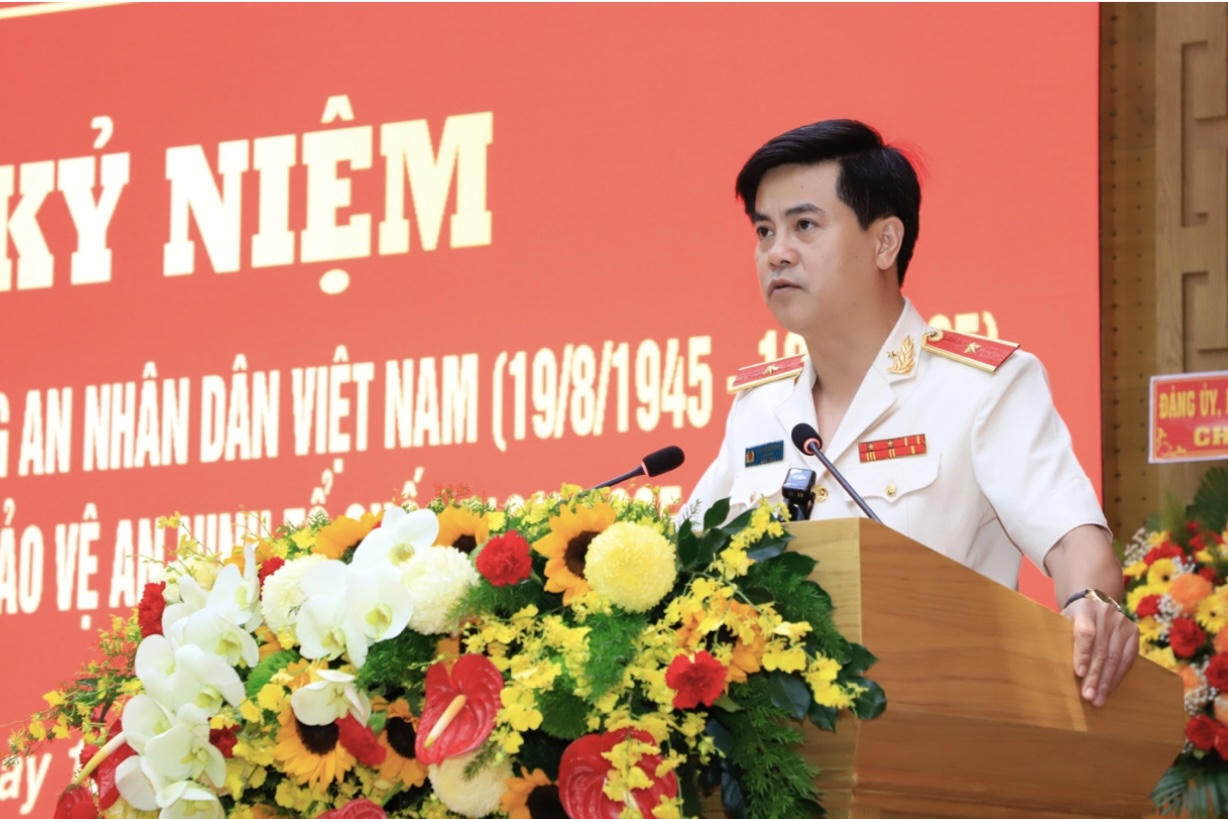 Thiếu tướng Nguyễn Đức Hải, Uỷ viên Ban thường vụ Tỉnh uỷ, Bí thư Đảng uỷ, Giám đốc Công an tỉnh Đồng Nai phát biểu tại buổi Lễ.