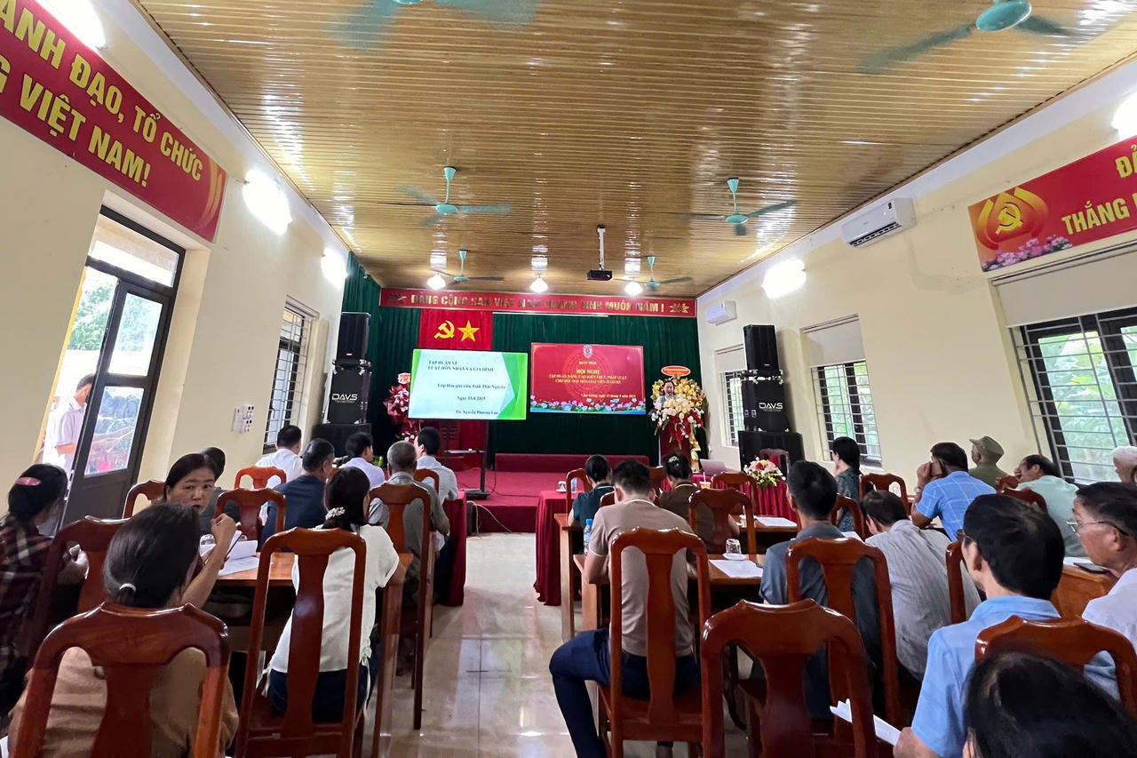 Nâng cao kiến thức pháp luật cho đội ngũ hoà giải viên ở cơ sở trên địa bàn xã Tân Kỳ, tỉnh Thái Nguyên