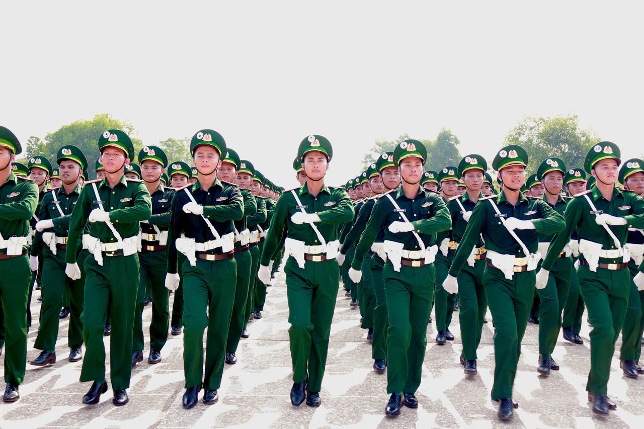 Khối sĩ quan Bộ đội Biên phòng: “Vượt nắng, rèn quân”, sẵn sàng cho Đại lễ 2/9