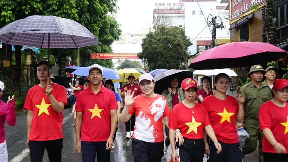 Bắc Hà tự hào là một trong những địa phương hưởng ứng tích cực, thu hút sự tham gia đông đảo từ mọi lứa tuổi, ngành nghề.