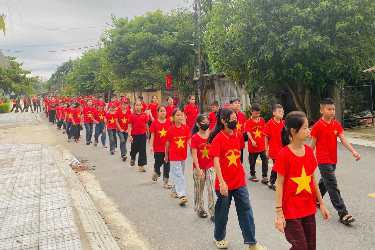 Đây là hoạt động thể chất cộng đồng mang ý nghĩa đặc biệt, không chỉ là cơ hội để người dân Hà Tĩnh cùng hòa nhịp với các địa phương trên cả nước lan tỏa cuộc vận đồng “Toàn dân rèn luyện thân thể theo gương Bác Hồ vĩ đại” và phong trào “Khỏe để xây dựng và bảo vệ Tổ quốc” mà còn hướng tới giảm khí thải Carbon, mục tiêu Net Zero (phát thải ròng bằng 0) của quốc gia.