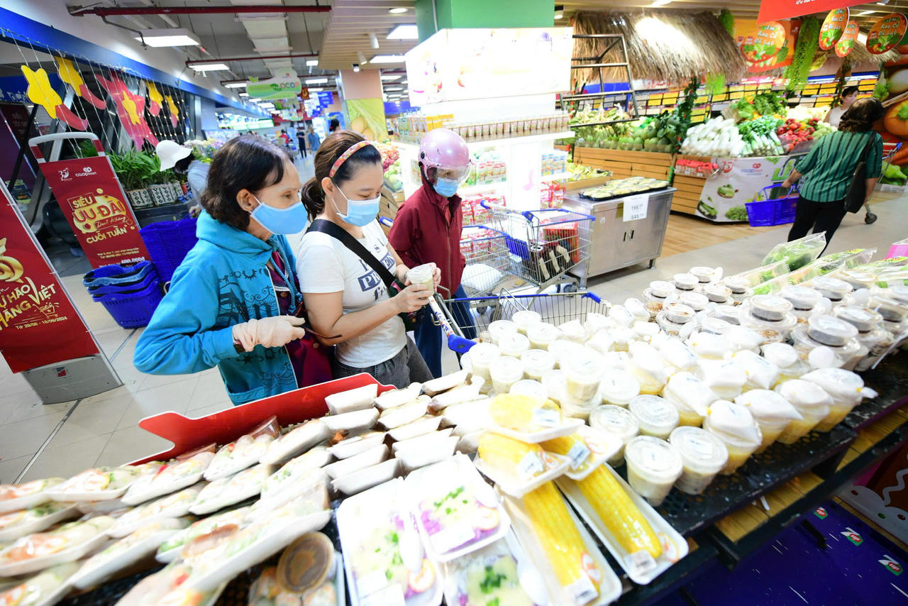 Co.opmart, Co.opXtra đã chuẩn bị sẵn thực đơn theo tiêu chí “ready to eat”, đủ 3 bữa_ sáng, trưa và tối.