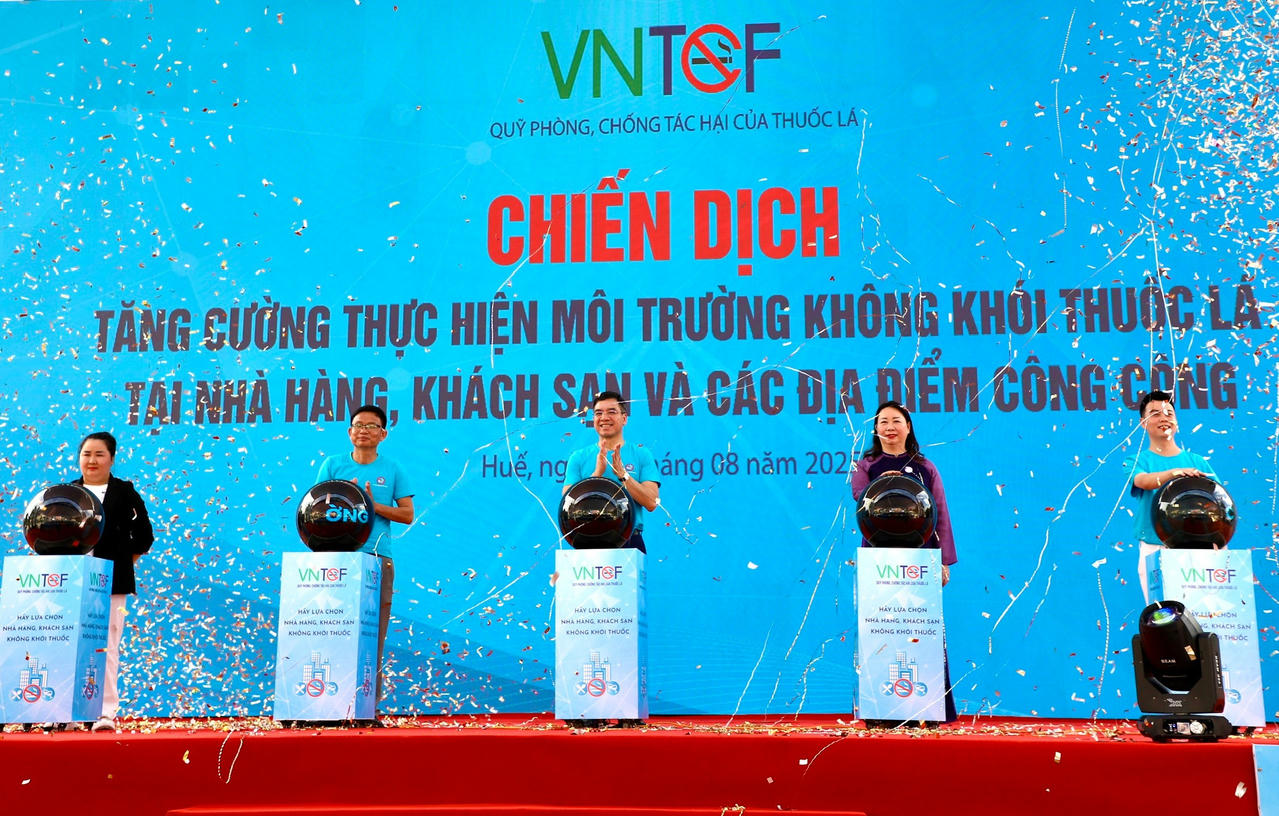 Phát động Chiến dịch tăng cường thực hiện môi trường không khói thuốc tại các địa điểm công cộng 