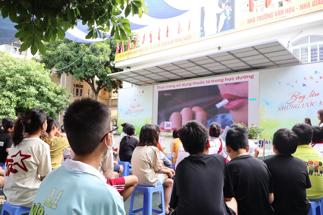 Trường học Hà Nội lan tỏa thông điệp “5 không” vì môi trường học đường không khói thuốc