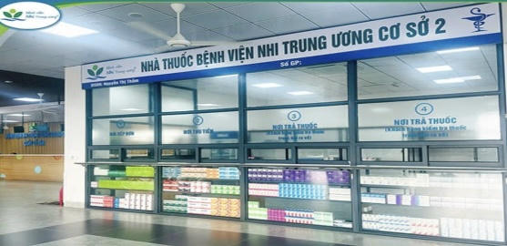 Nhà thuốc Bệnh viện Nhi Trung ương cơ sở 2 cũng đã sẵn sàng đi vào hoạt động đảm bảo cung cấp đầy đủ thuốc cho người bệnh