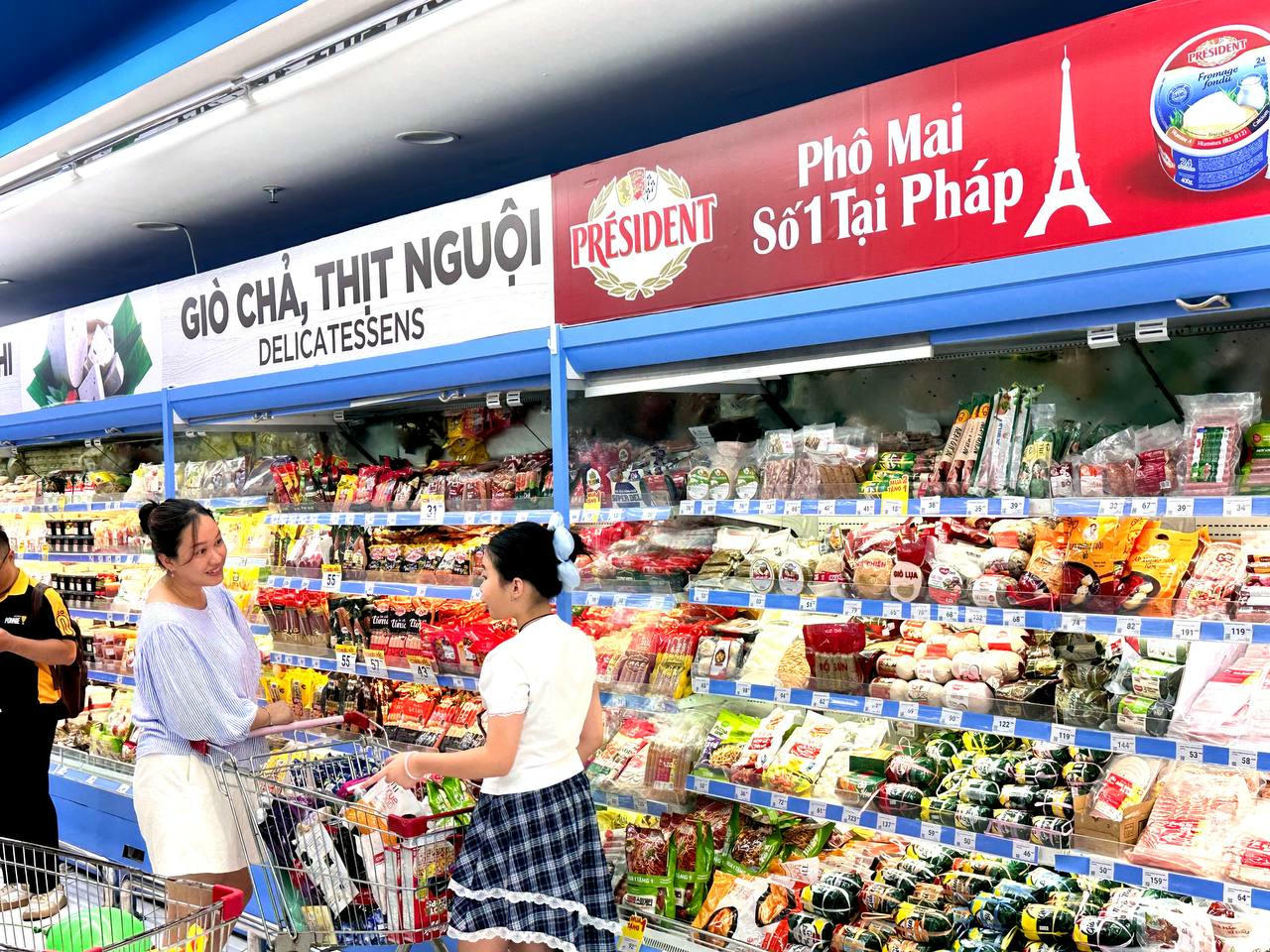 WinMart đồng loạt ra mắt nhiều siêu thị mô hình mới tại các thành phố lớn 