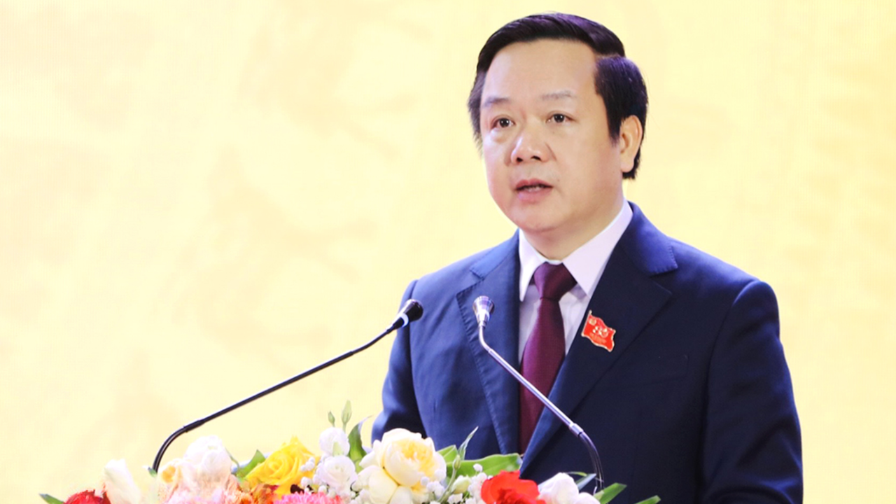 Ông Phạm Quang Ngọc - Phó Bí thư Tỉnh ủy, Chủ tịch UBND tỉnh Ninh Bình phát biểu tại buổi lễ kỷ niệm (Ảnh: Trần Ích)