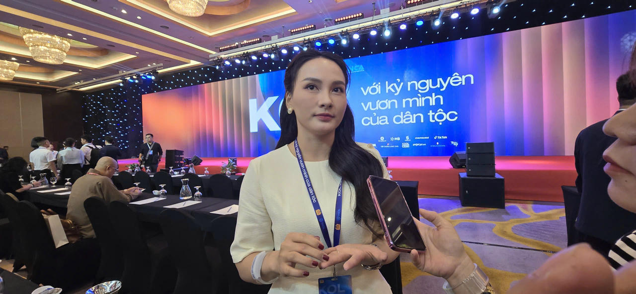 Diên viên Bảo Thanh chia sẻ tại KOL Summit 2025