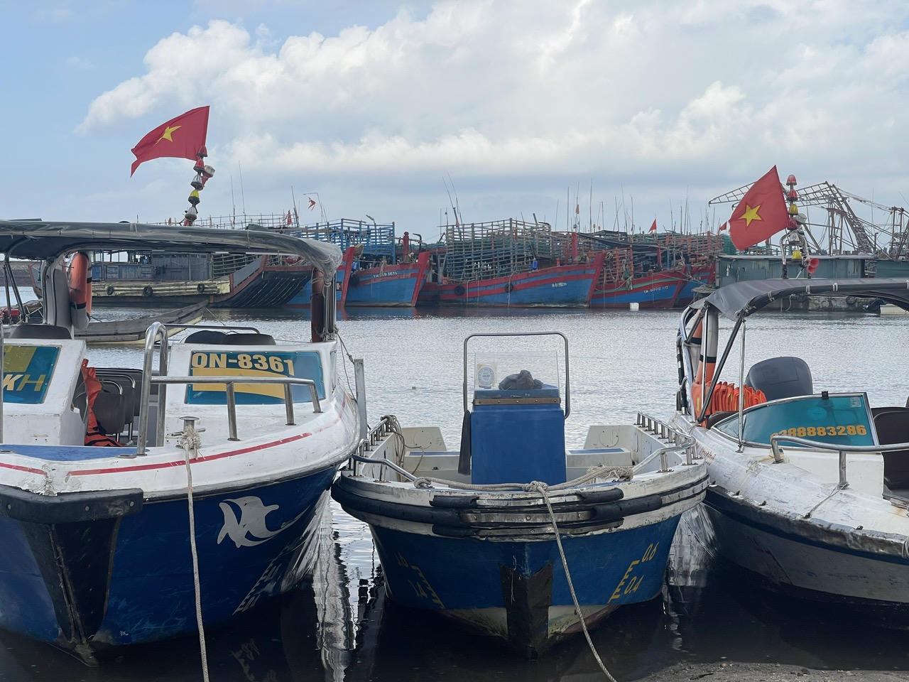 Ứng phó bão số 9: Quảng Ninh tạm ngừng cấp phép cho tàu thuyền ra khơi từ 10 giờ hôm nay, 24/9