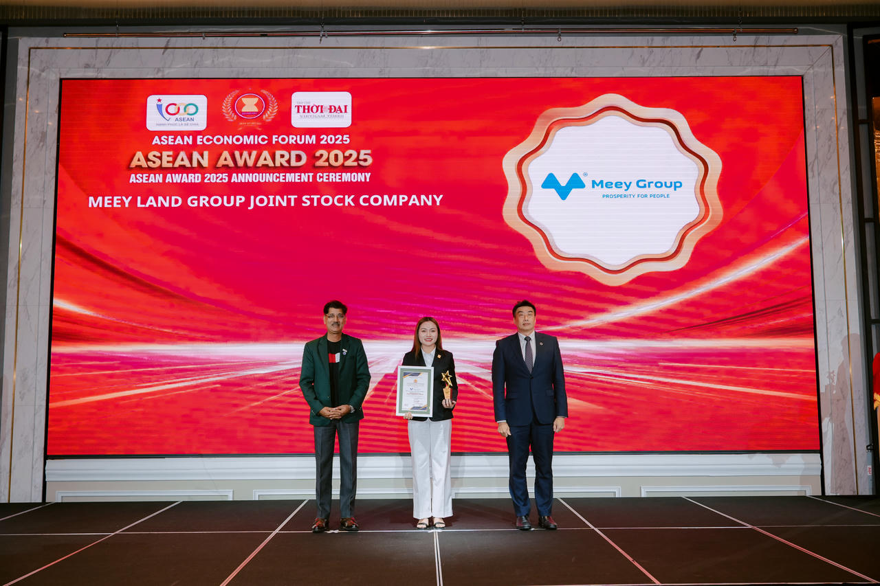 Meey Group nhận giải thưởng Top 10 Thương hiệu Tiêu biểu ASEAN 2025. Ảnh: Meey Group