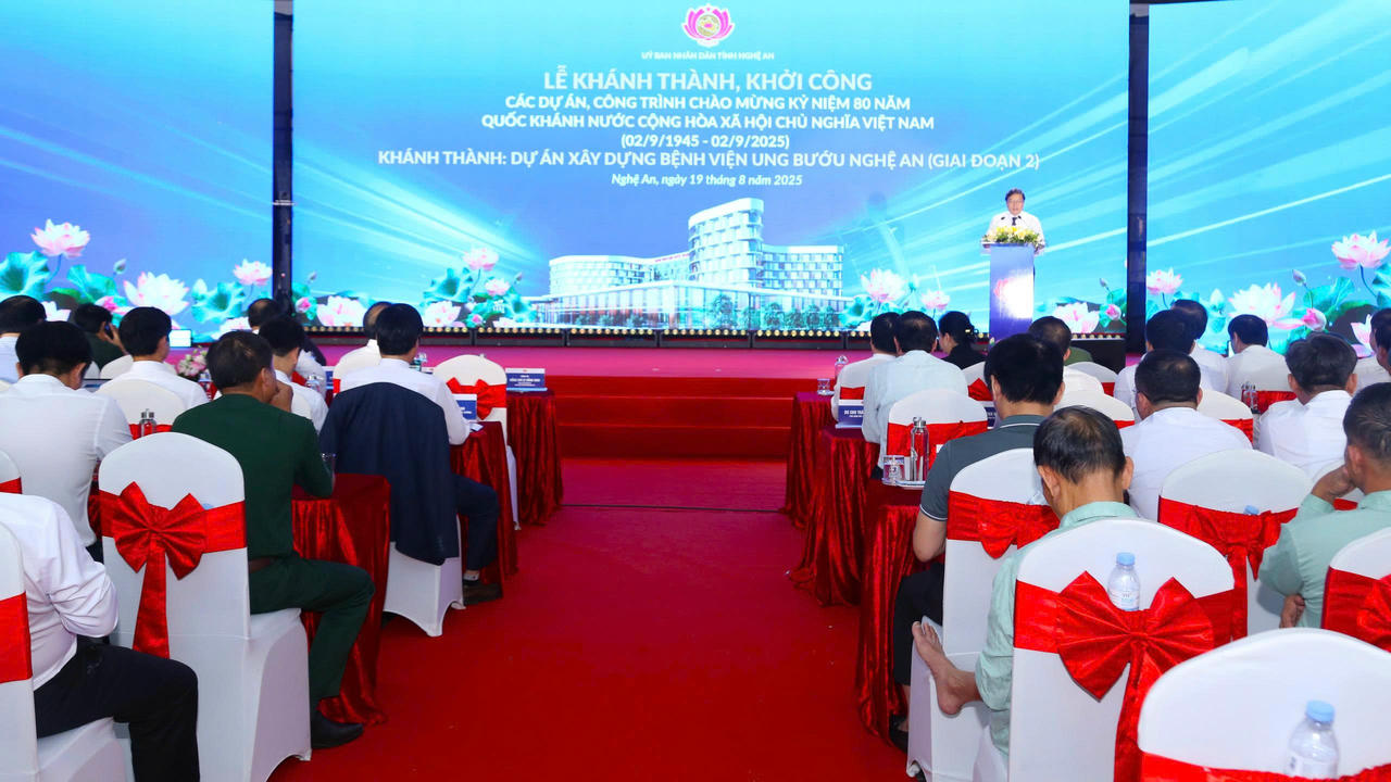 Khánh thành Bệnh viện Ung bướu Nghệ An quy mô hơn 1.000 giường mừng 80 năm Cách mạng Tháng Tám và Quốc khánh 2/9
