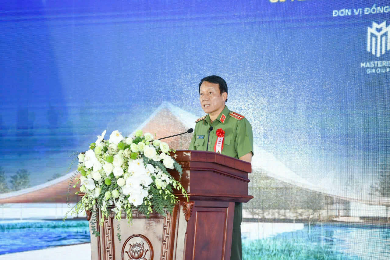 Đại tướng Lương Tam Quang, Bộ Trưởng Bộ Công an phát biểu tại buổi lễ.