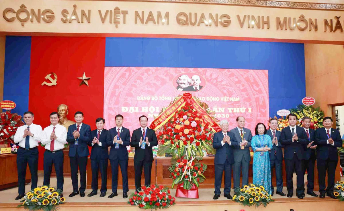 Đổi mới tư duy, tầm nhìn, xây dựng giai cấp công nhân hiện đại, lớn mạnh trong kỷ nguyên mới