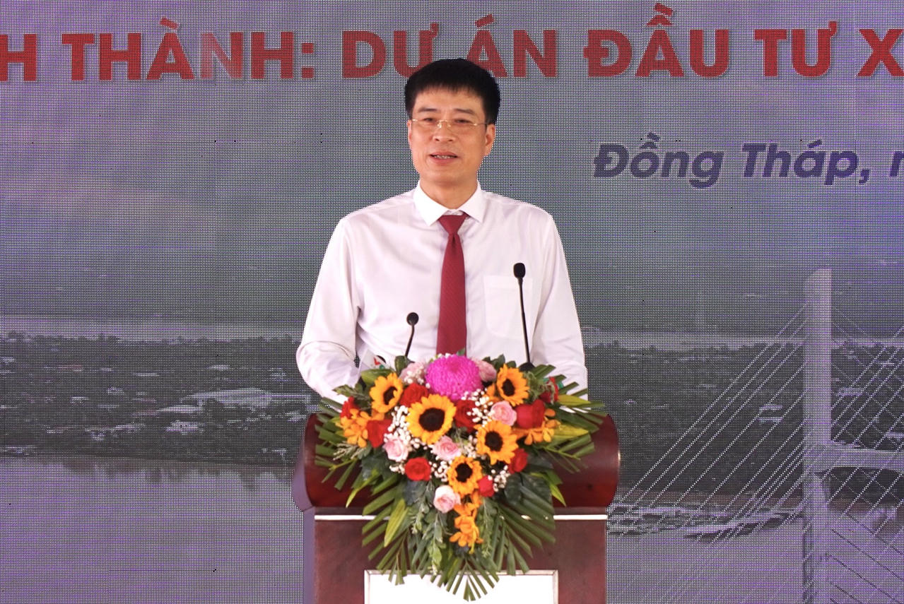 Thứ trưởng Bộ Xây dựng Phạm Minh Hà phát biểu chỉ đạo. Ảnh: NguyendanhDT