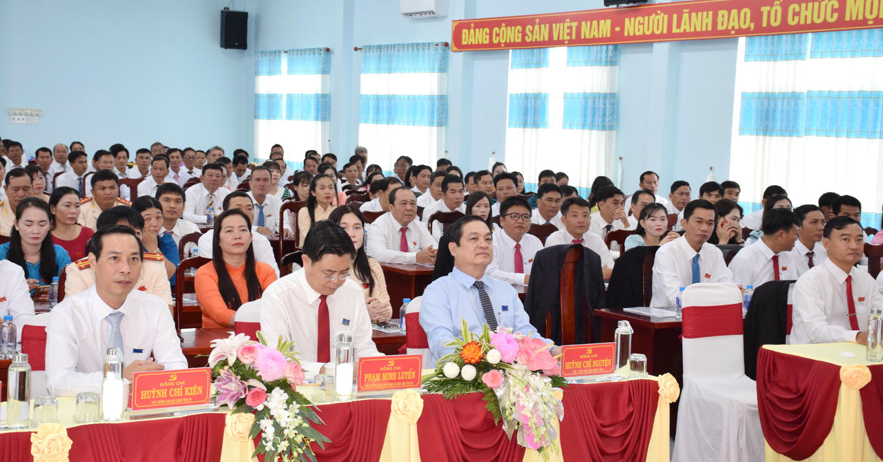 Đại biểu tham dự Đại Hội.