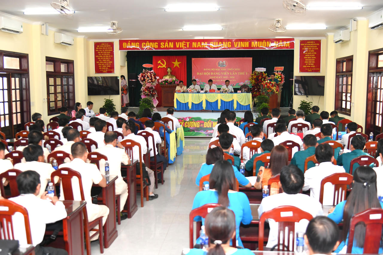 Toàn cảnh Đại hội.