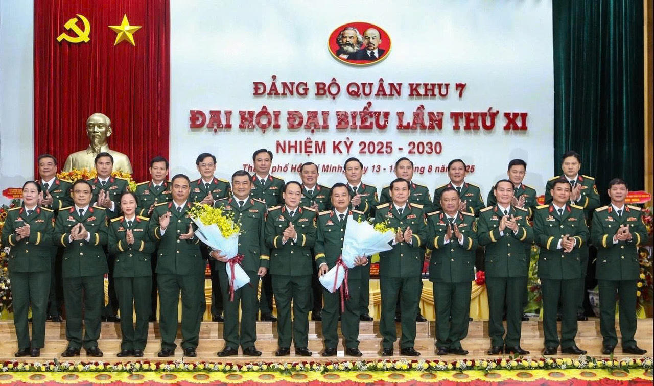 Đại hội Đảng bộ Quân khu 7 ghi dấu ấn mạnh mẽ với mô hình "Đại hội không giấy"