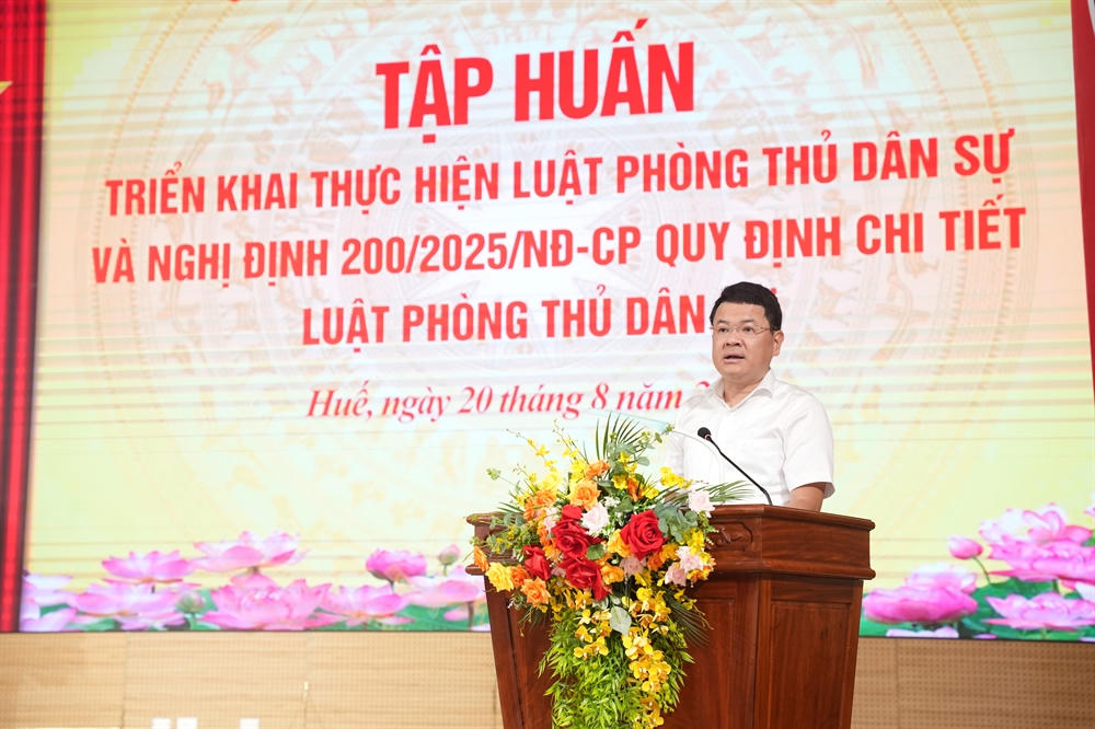 Phó Chủ tịch UBND thành phố Huế Hoàng Hải Minh phát biểu khai mạc.
