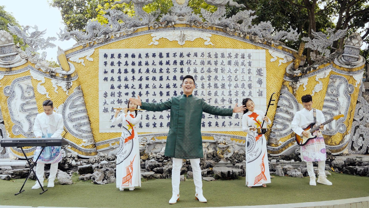 "Hịch tướng sĩ" xuất hiện hào hùng trong MV “Truyền thống Việt Nam” 