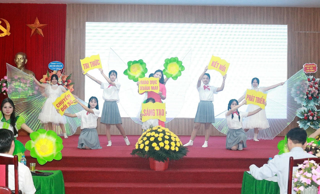 Tiết mục văn nghệ đặc sắc.