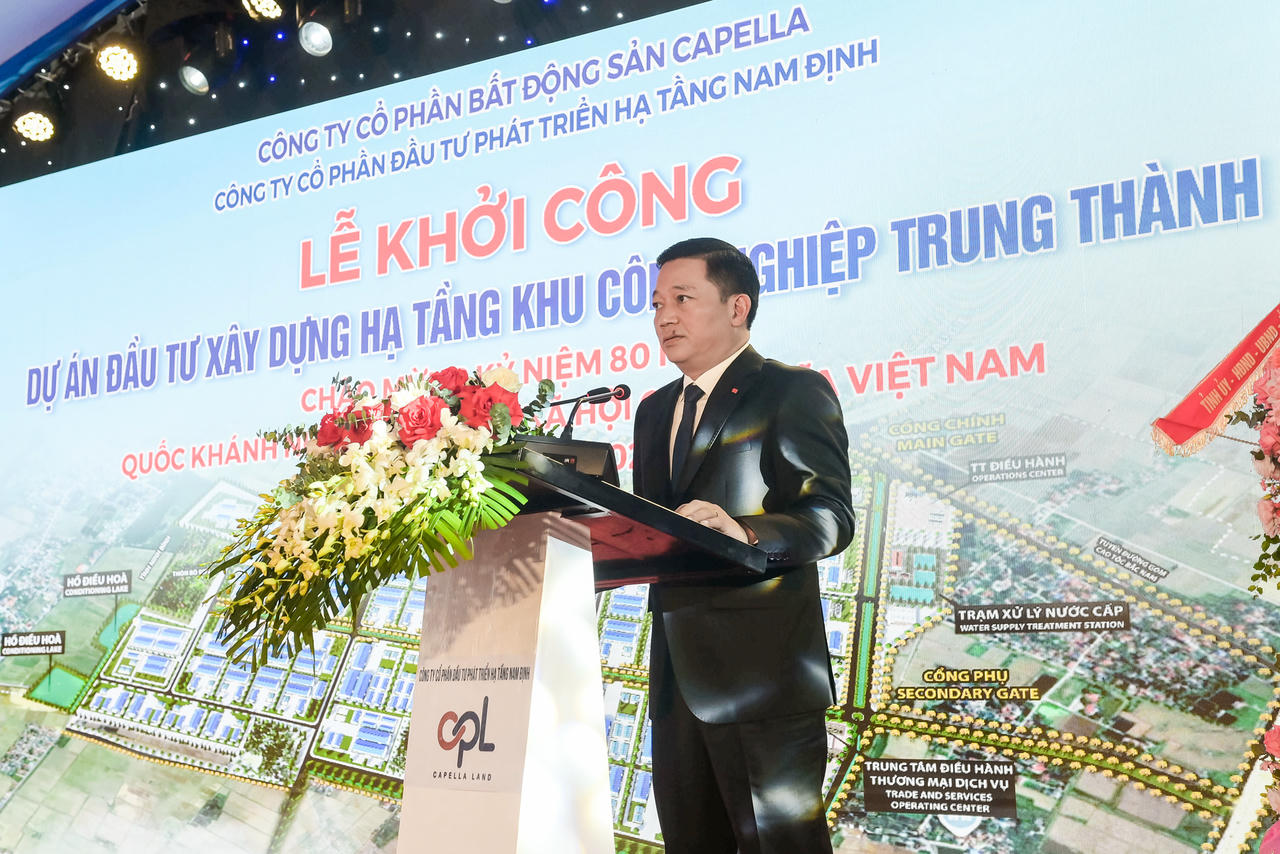 Phó Chủ tịch UBND tỉnh Ninh Bình Nguyễn Cao Sơn phát biểu.