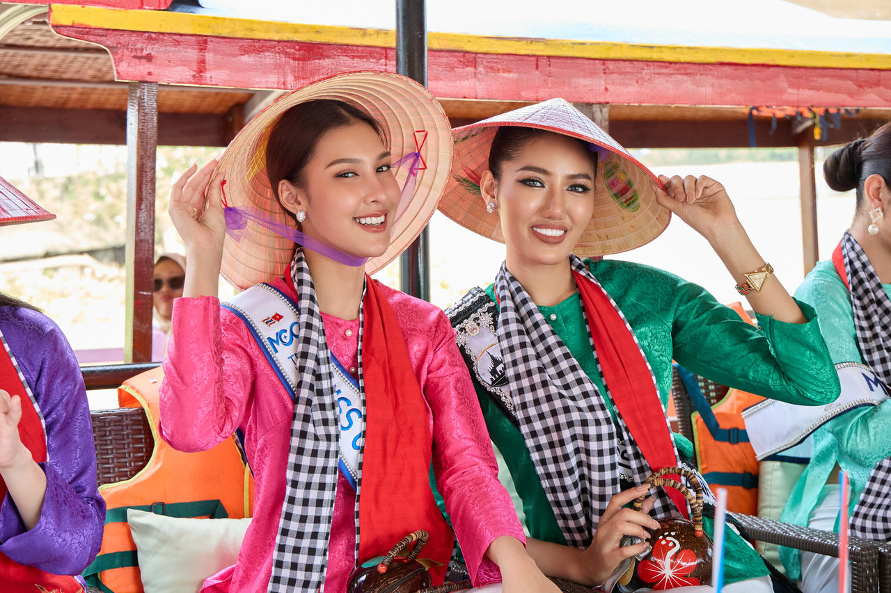 Dàn Hoa hậu quốc tế hào hứng trải nghiệm du lịch, khám phá ẩm thực Việt 