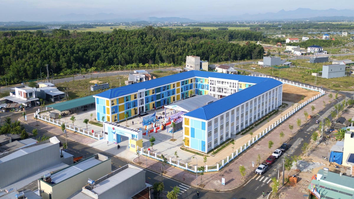Hòa Phát bàn giao Trường tiểu học trị giá 42 tỷ đồng tại Quảng Ngãi