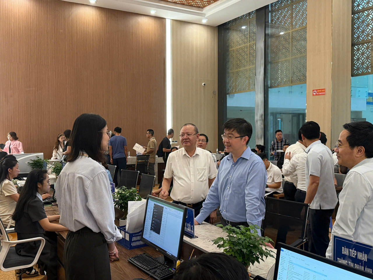 Khoa học và công nghệ thúc đẩy đột phá mô hình hành chính công một cấp