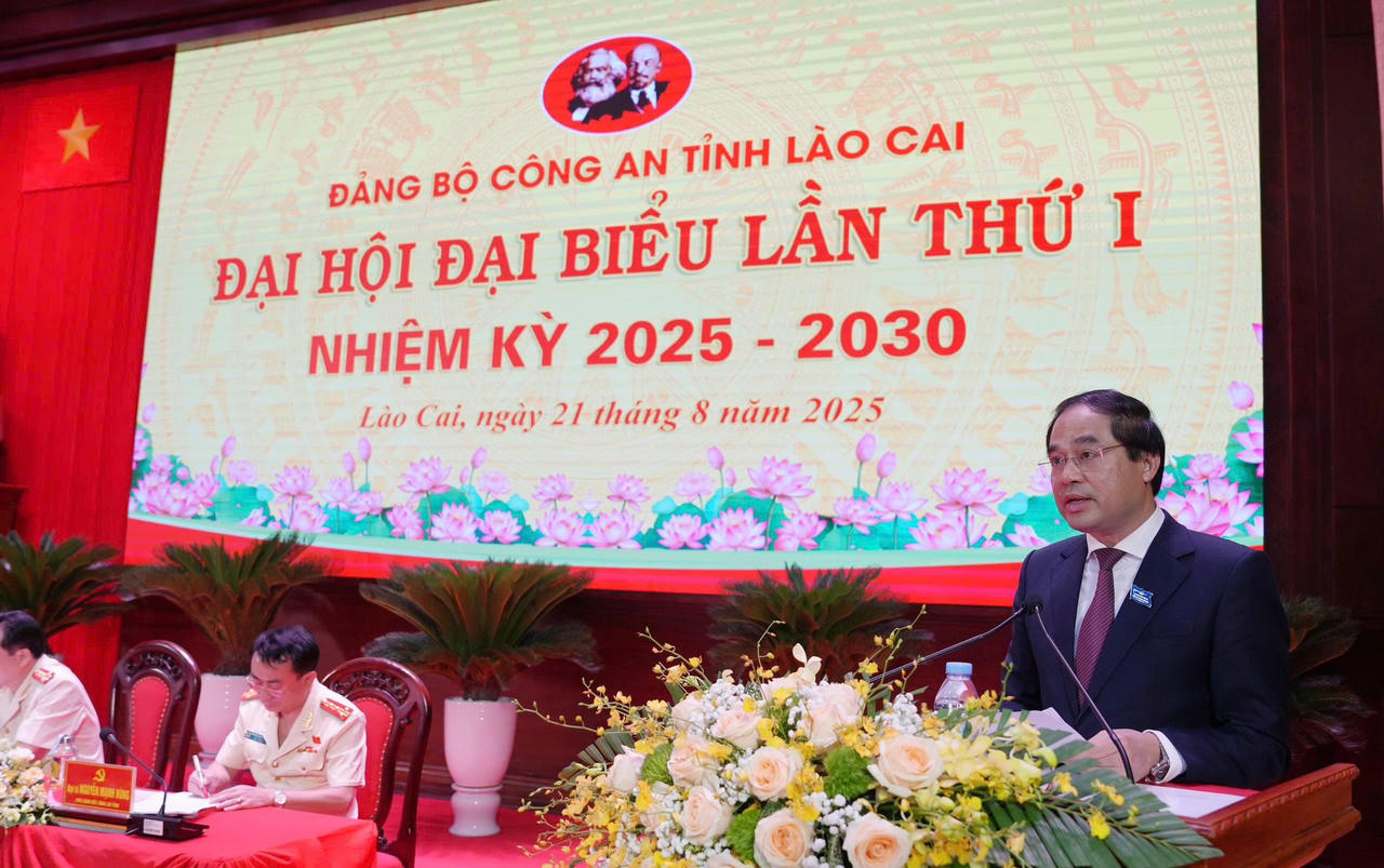 Bí thư Tỉnh ủy Lào Cai Trịnh Xuân Trường phát biểu chỉ đạo tại Đại hội.