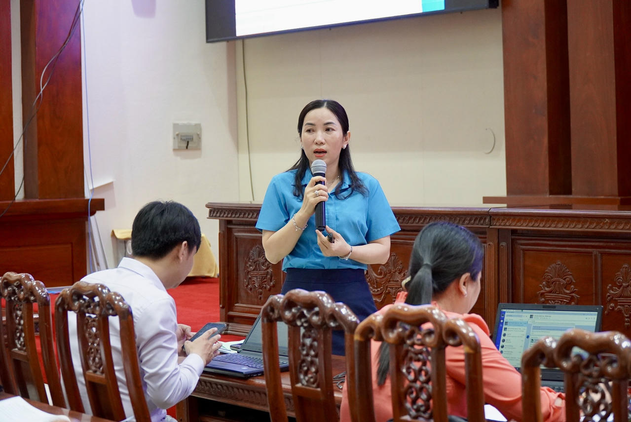 Bà Đặng Thị Ngọc Chi - Phó Trưởng Phòng Chế độ BHYT cho biết, hệ thống khám chữa bệnh (KCB) được phân thành 3 cấp. Ảnh: Kim Ngân