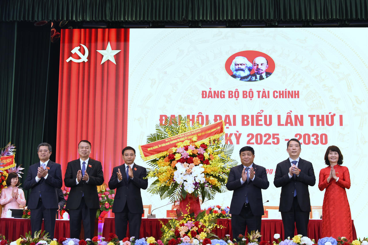 Bộ Tài chính phải nỗ lực hơn nữa trong đổi mới tư duy, huy động hiệu quả các nguồn lực tài chính