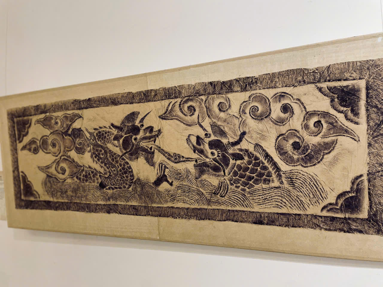 Văn bia Phủ Vân Cát, linh vật Chùa Bút Tháp cùng hiện diện sống động trong triển lãm Bản rập