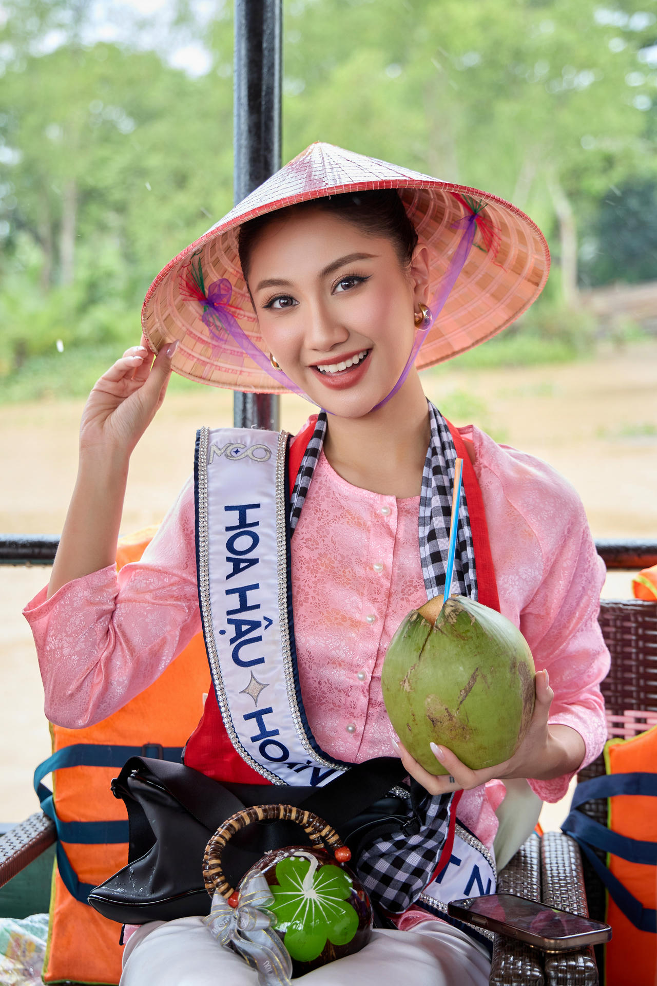 Hoa hậu Phương Linh.