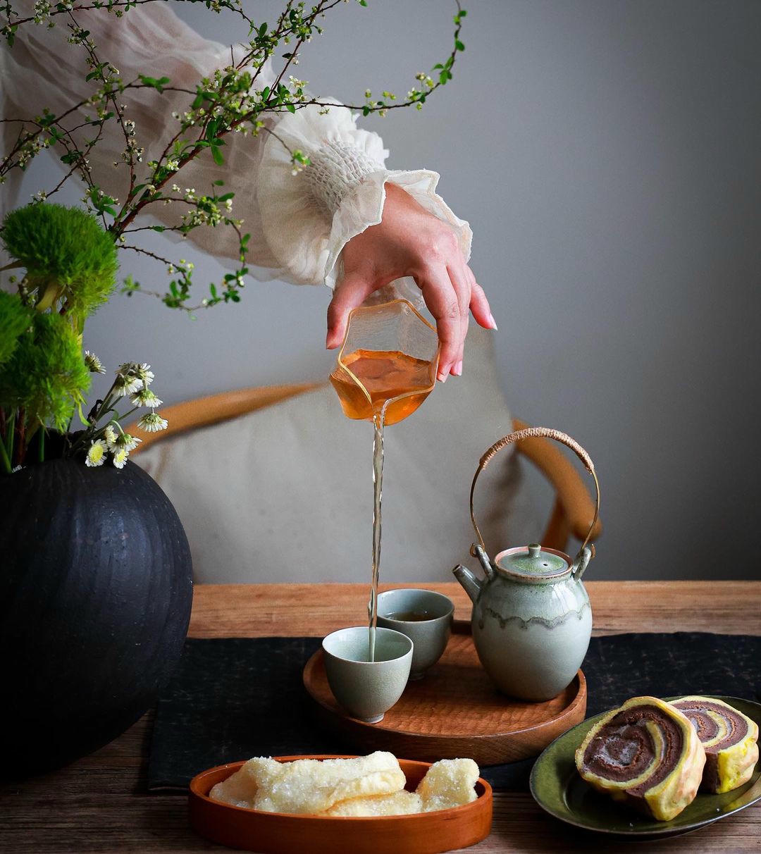 Sống thật sự không phải là có bao nhiêu tiền, bao nhiêu danh vọng, mà là biết tận hưởng từng phút giây.