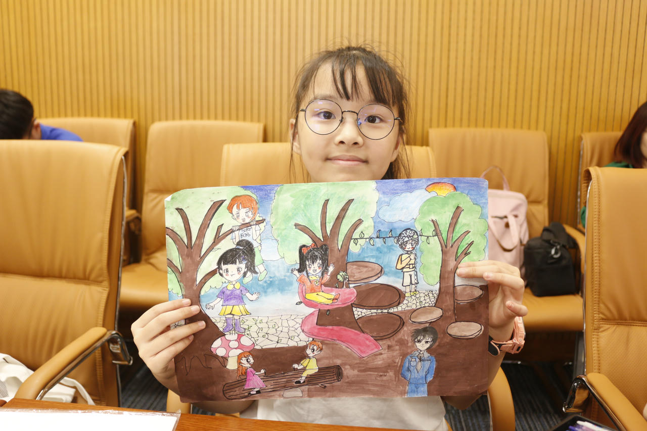 Phát động cuộc thi vẽ tranh 'Sân chơi xanh cho tương lai em'