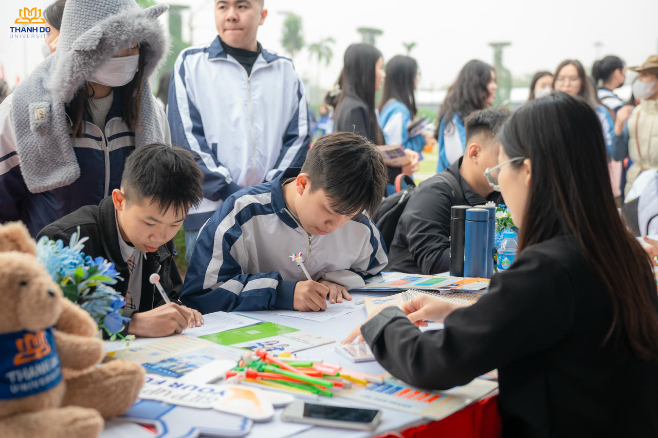 Trong vài năm gần đây, Ngôn ngữ Anh ngày càng giảm sức hút đối với các thí sinh xét tuyển Đại học