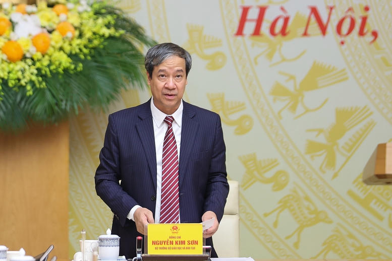 Bộ trưởng Bộ Giáo dục và Đào tạo Nguyễn Kim Sơn cho biết toàn ngành giáo dục hoàn thành kế hoạch năm học 2024-2025 với nhiều kết quả tích cực - Ảnh: VGP/Nhật Bắc