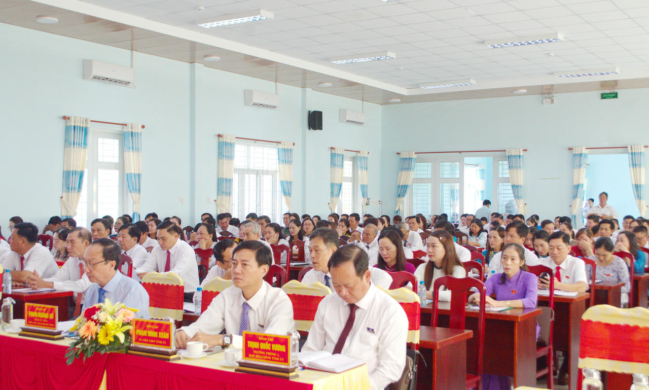 Đại biểu tham dự Đại Hội.