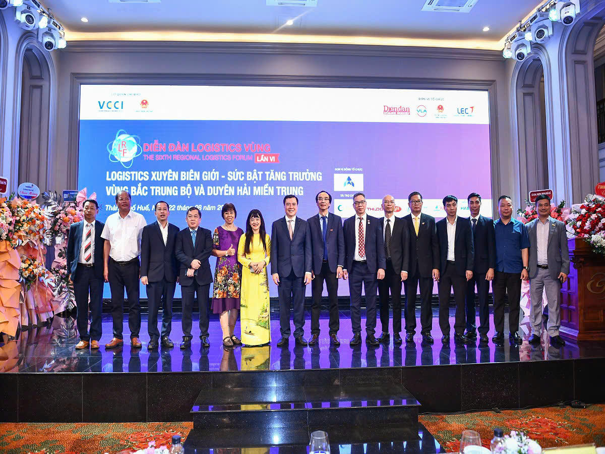 Sự kiện do Liên đoàn Thương mại và Công nghiệp Việt Nam (VCCI) cùng UBND TP. Huế chỉ đạo.