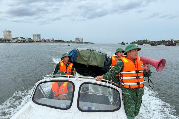 Quảng Trị khẩn trương triển khai các phương án ứng phó áp thấp nhiệt đới Quảng Trị khẩn trương triển khai các phương án ứng phó áp thấp nhiệt đới