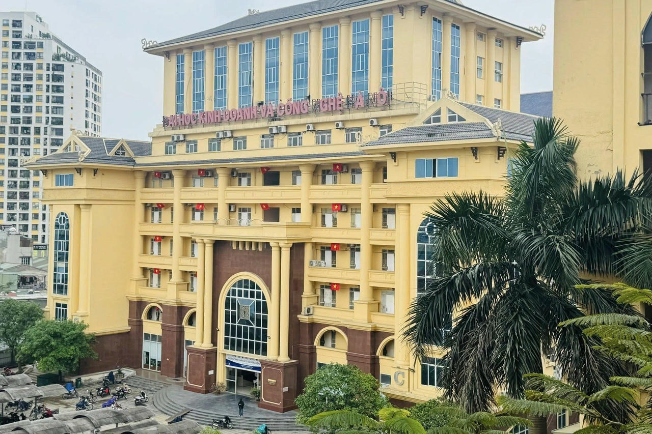 Trường đại học Kinh doanh và công nghệ Hà Nội công bố điểm chuẩn 27 ngành đào tạo