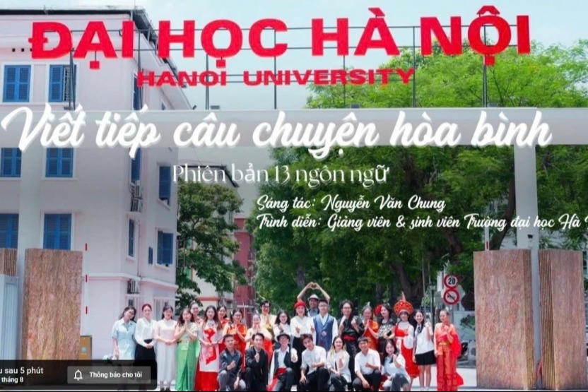 Sinh viên Đại học Hà Nội  “Viết tiếp câu chuyện hòa bình” bằng 13 ngôn ngữ